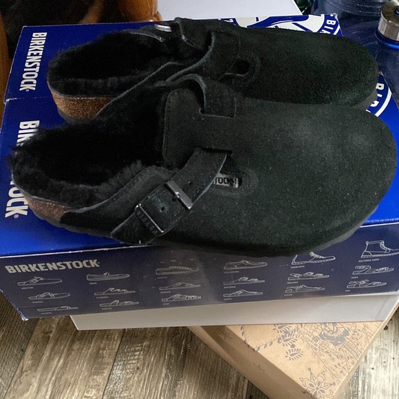 Birkenstock Women's Black 'Boston' Genuine Shearling Lined Clog NWT 36 N-fit - Picture 4 of 7